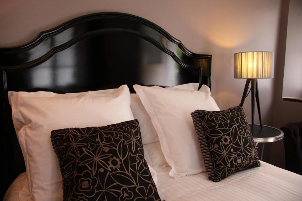 Bed and Breakfast L'Hibernie Rochefort-en-Yvelines Номер фото